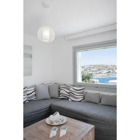 Vibes 1 * Ornos (Mykonos)